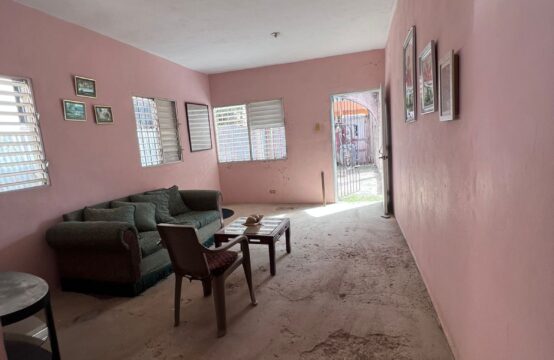 SOLAR CON MEJORA EN VENTA SECTOR CALETA