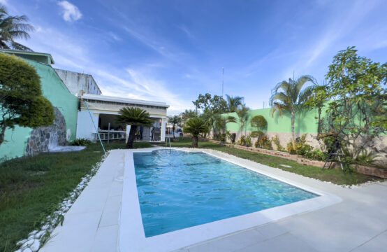 CASA EN VENTA CERCA DE LA PLAYA EN BOCA CHICA