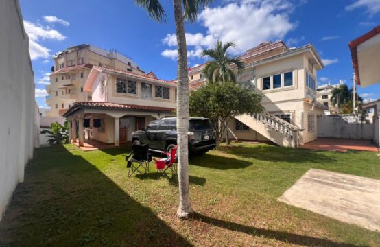 CASA INDEPENDIENTE CERCA DE LA PLAYA, BOCA CHICA