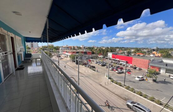 APARTAMENTO EN QUINTO NIVEL EN BOCA CHICA