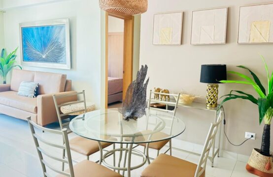 APARTAMENTO CERCA A LA PLAYA CON AMPLIA TERRAZA